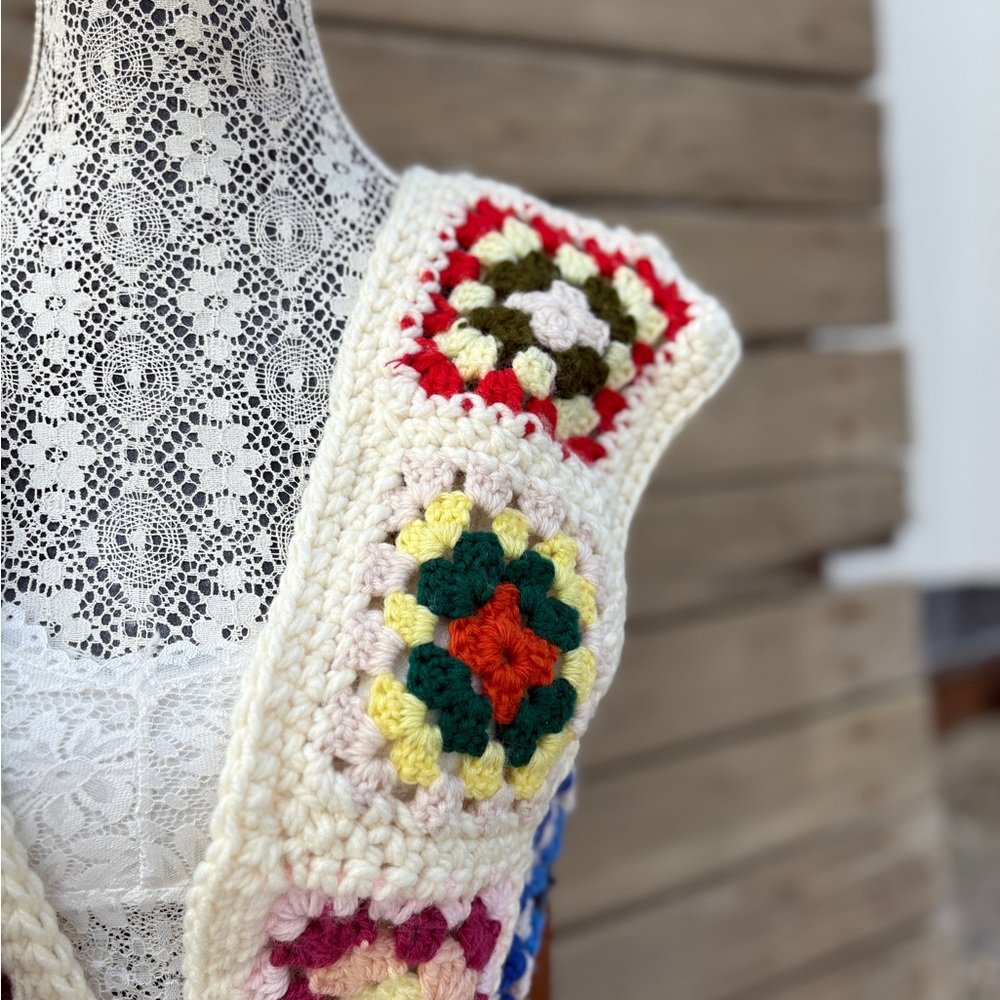 Boho Crochet Granny Square Vest – Handmade from Vintage Afghan - Picture 5 of 11